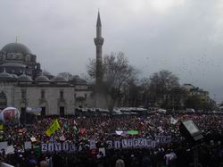 Beyazıt’ta On Bin Kişi Gazze İçin Ayaktaydık