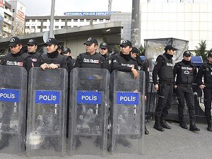 1 Mayıs'ta 15 Bin Polis Görev Yapacak