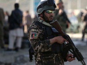 Afganistan'da Askeri Kışlaya Baskın: 33 Ölü