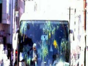AK Parti Adaylarının Otobüsüne Saldırı