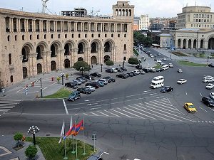 'Ermeni Arşivlerine Erişemiyoruz'