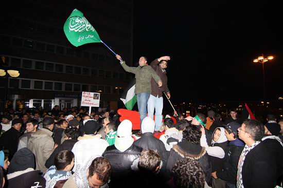 Almanya’da Gazze Protestoları Devam Ediyor