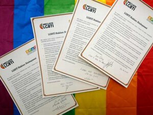 HDP Ve CHP'den 30 Aday LGBTİ Sözleşmesini İmzaladı
