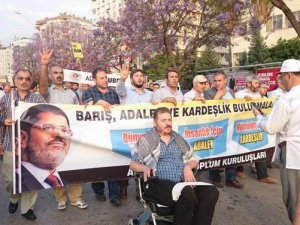 Adana'da Sisi Cuntasının İdam Kararları Protesto Edildi