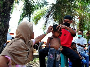 Rohingyalar Açe'de Yaşam Mücadelesi Veriyor