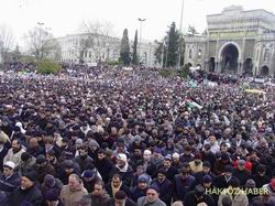 Beyazıt Meydanı Gazze İçin Doldu Taştı