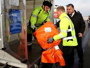 Almanya'da Kullanılan Oylar Türkiye'ye Gönderildi