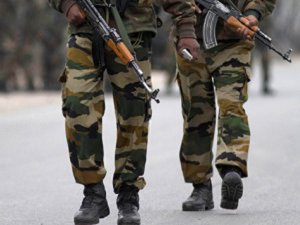 Hindistan'da Askeri Konvoya Saldırı