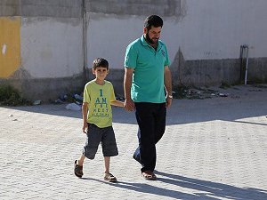 Suriyeli Muhammed'in Yaraları Türkiye'de Sarılıyor