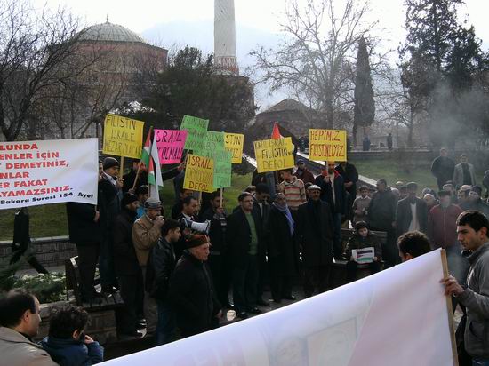 Manisa’da Siyonistler Lanetlendi!