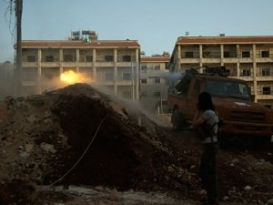 Direnişçilerin Halep Operasyonu Sürüyor