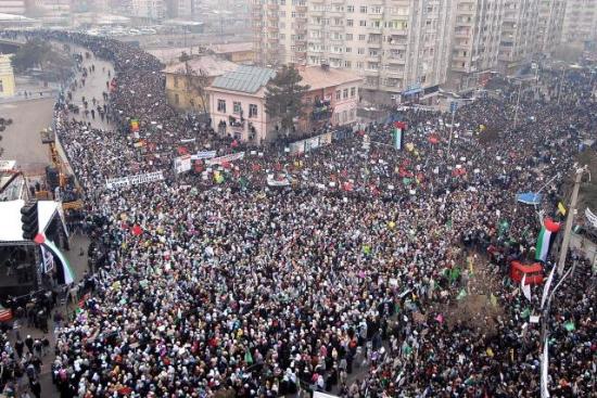 Diyarbakır’da On Binler Gazze Direnişini Selamladı