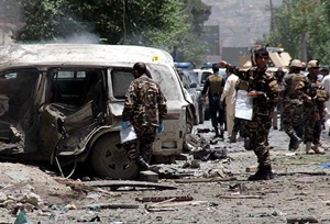Afganistan'da Câmîye Bombalı Saldırı: 25 Yaralı