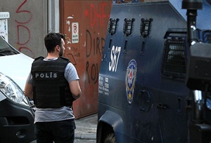 İstanbul'da 5 Bin Polisle Hava Destekli Operasyonlar