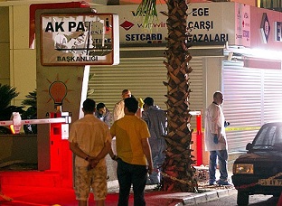 AK Parti Binası Önünde Patlama