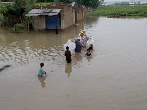 Pakistan'daki Sellerde Ölü Sayısı 140'a Yükseldi