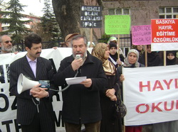 Ankara'da 109. başörtüsü eylemi