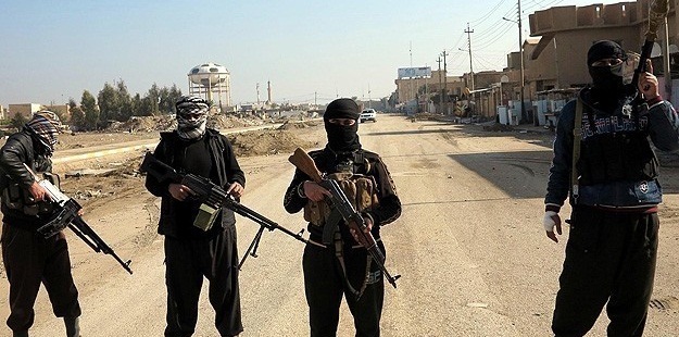 Muhtemel "Güvenli Bölge"ye 700 IŞİD Militanı!