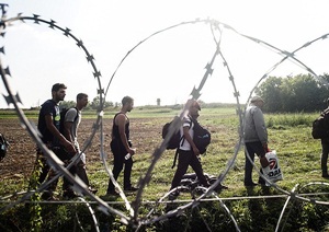 Macaristan, Hırvatistan Sınırına da Tel Örgü Çekecek!