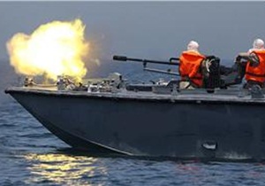 İsrail Donanması Gazze Şeridi Sahiline Top Atışı Yaptı!