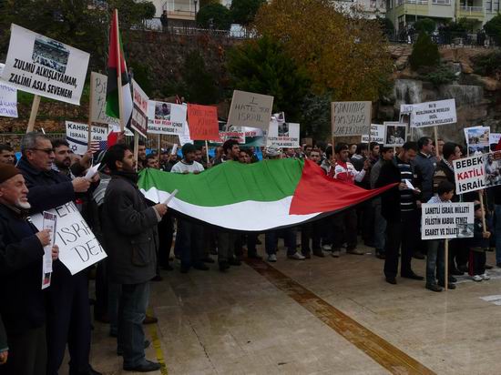 Alanya’da Siyonist İsrail’i Tel'in Mitingi