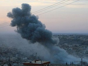 Esed'in Hava Saldırısında 15 Sivil Hayatını Kaybetti