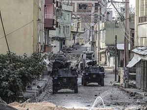 PKK'nın Yaraladığı Komiser Yardımcısı Hayatını Kaybetti!