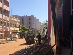 Mali'de Rehine Krizi: 170 Kişi Rehin Alındı
