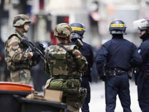 Paris Saldırısı Olayında Bir Gözaltı Daha