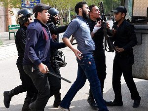 Mısır'da 2 Yılda 10 Bin Gözaltı