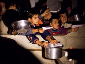 BM: Sivillerin Aç Bırakılması Savaş Suçu