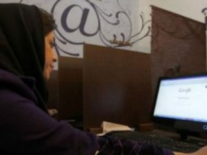 İran'da Sosyal Medya Yasağı Kalktı