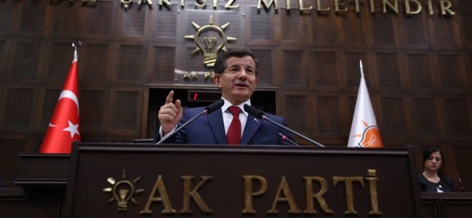Davutoğlu: Yeni Anayasada Laiklik Olacak