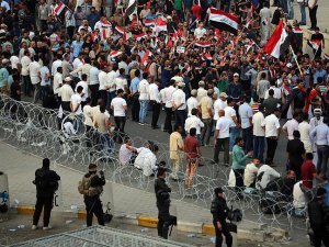 Irak'ta İbadi Karşıtı Gösteriler Düzenlendi