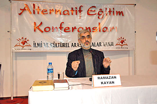 İlkav’da Ramazan Kayan Seminer Verdi