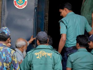 Bangladeş'te 2 İdam Kararı Daha