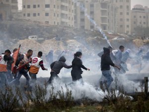 İşgalci İsrail Mülteci Kampına Saldırdı