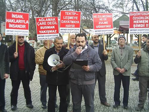 Akyazı’da 105. Başörtüsü Eylemi