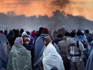 Makedonya da Kapılarını Mültecilere Kapadı