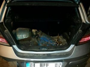 Diyarbakır'da Bombalı Araç Yakalandı