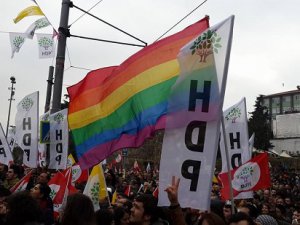 HDP'nin Derdi Cinsel Sapkınlığı Gündemleştirmek!