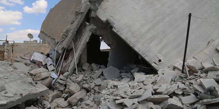 Halep'e Varil Bombalı Saldırı: 7 Ölü, 32 Yaralı