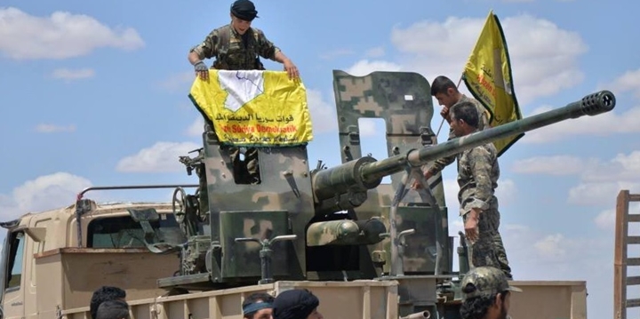 “ABD, Rakka'yı IŞİD'den Alıp PYD'ye Teslim Edecek”