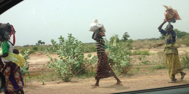 Afrika'nın ‘Ekmeğini Taştan Çıkaran’ Emekçi Kadınları