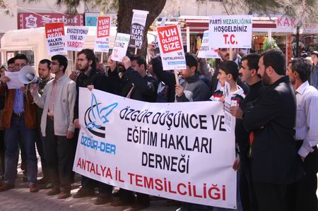 Antalya'da Yargıtay'a Protesto