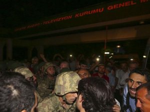 TRT'ye Baskın Yapan Askerler Tutuklandı