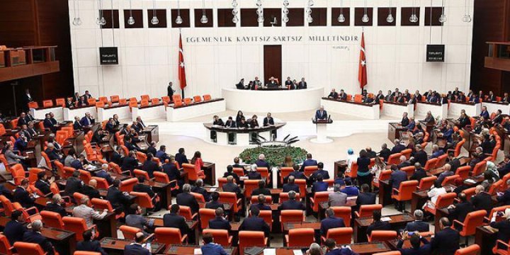 'Türkiye Varlık Fonu' Kanun Teklifi Yasalaştı