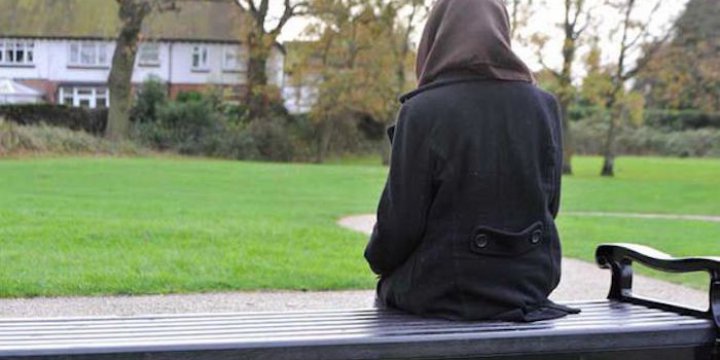 İsviçre’de Müslüman Kadına Burka Giydiği İçin Para Cezası Kesildi