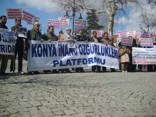 Konya’da 79. Başörtüsü Eylemi