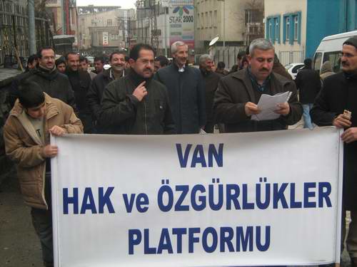 Van’da 132. Başörtüsü Eylemi